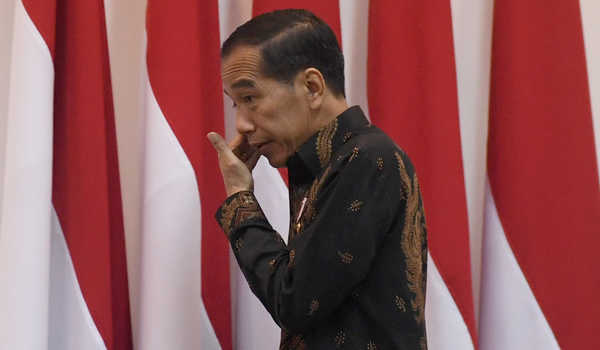 Presiden Jokowi Harus Prioritaskan Perlindungan Pekerja Migran Indonesia (sumber gambar: ANTARA FOTO/Akbar Nugroho Gumay)